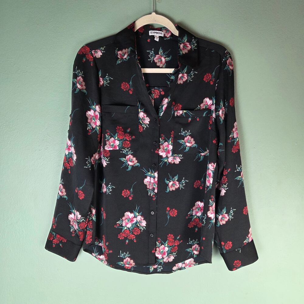 Express Outlet Womens Medium Black Red Floral Button Down Shirt Office Career